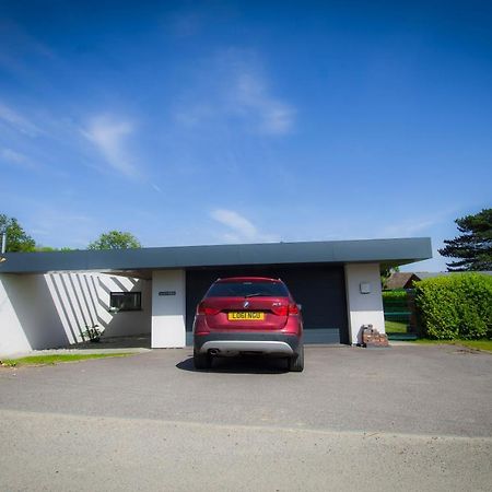 Allen Ridge Hythe  Luaran gambar